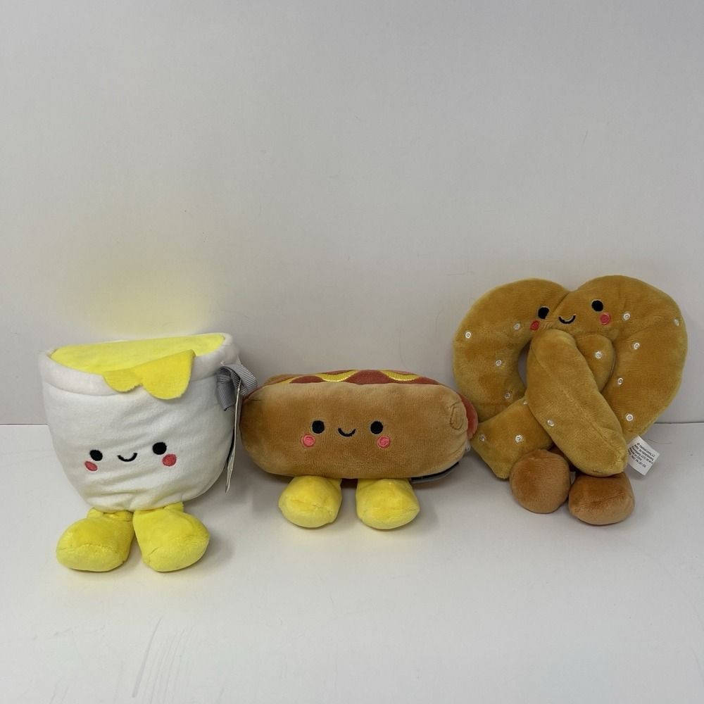 Hallmark Better‎ Together Pretzel Hotdog Cheese Dip Plush Decorative Stuffed Toy